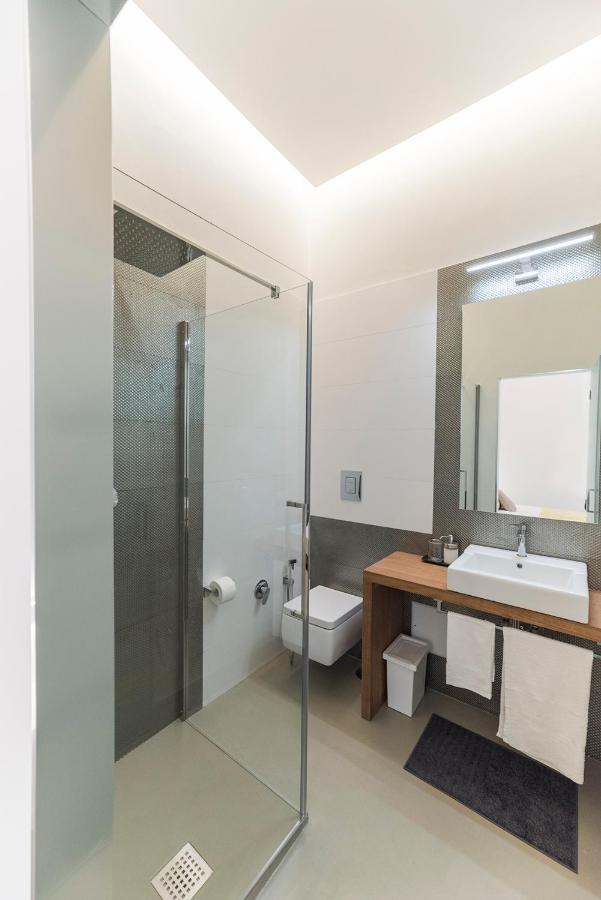 A Misura Duomo Rooms & Apartment - Ls Accommodations เนเปิลส์ ภายนอก รูปภาพ