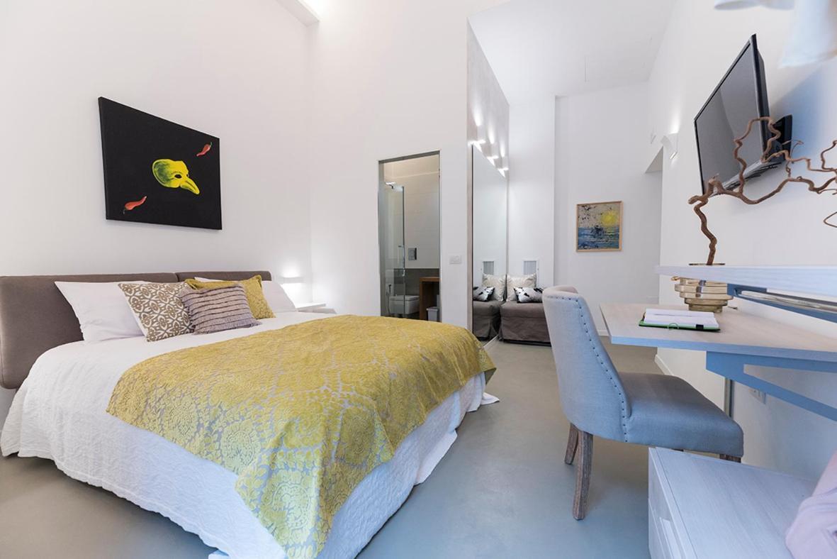 A Misura Duomo Rooms & Apartment - Ls Accommodations เนเปิลส์ ภายนอก รูปภาพ
